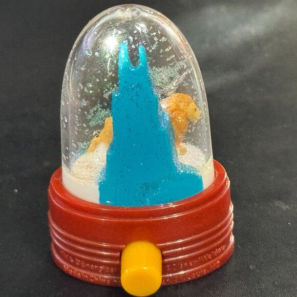 Chronicles of Narnia x Energizer Battery Promotion Aslan Mini Snow Globe, 2015 - Picture 9 of 14